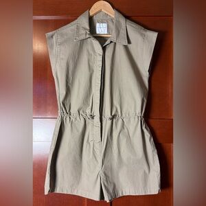 Celebrity Pink Tan Short Sleeve Romper Size Medium